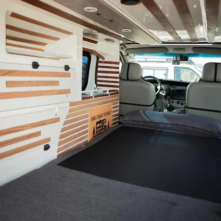 Rent Traffic Campingplads Rinas
